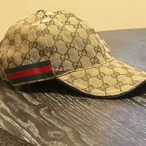 Gucci trucker hat